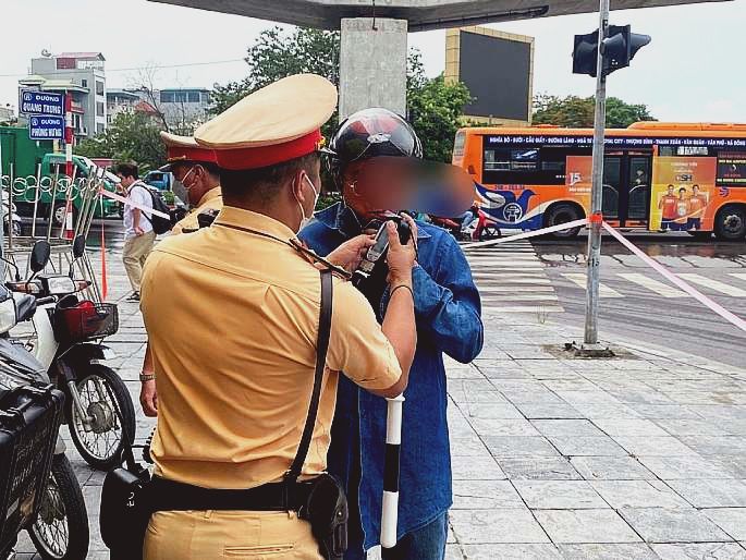 mức phạt nồng độ cồn cuối năm